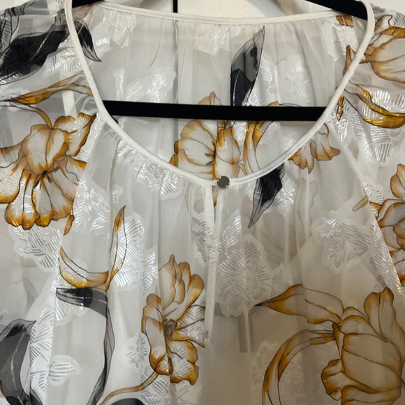 WHBM blouse - Picture 5 of 6